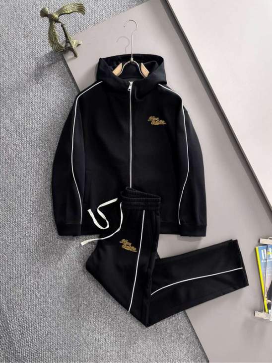 Picture of LV Sweater Suits _SKULVM-5XLxetr5241131